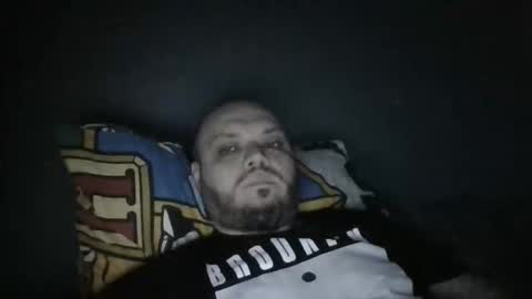 Snapshot of glusgan chatting on 04-23-26, 02:46 Your boy online show from 04-23-26, 02:46