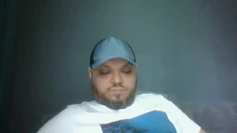 Snapshot of glusgan chatting on 04-27-26, 06:55 Your boy online show from 04-27-26, 06:55