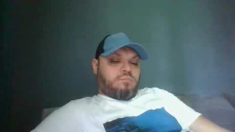 Snapshot of glusgan chatting on 04-28-26, 07:57 Your boy online show from 04-28-26, 07:57