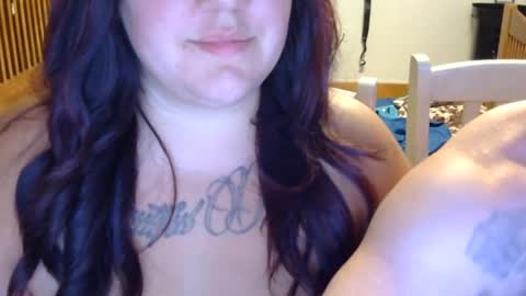 Snapshot of gmilfmommy25 chatting on 08-07-26, 04:47 GMILFMOMMY online show from 08-07-26, 04:47