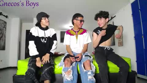 THOMAS AND DAMIAND online show from 02-01-26, 08:40