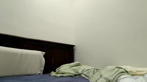 Snapshot of gnik8124 chatting on 11-07-25, 07:52 gnik8124 online show from 11-07-25, 07:52