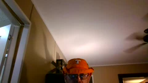 IDKIDCIDGAF online show from 09-18-25, 03:19