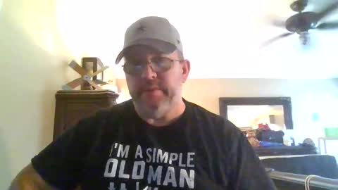 Snapshot of gobey33 chatting on 10-12-25, 08:19 IDKIDCIDGAF online show from 10-12-25, 08:19