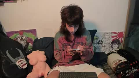 Snapshot of god_dereck chatting on 05-12-26, 09:17 god_dereck online show from 05-12-26, 09:17