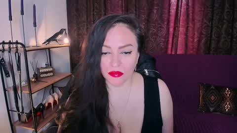 Snapshot of goddess__anna chatting on 02-15-25, 08:44 GoddeSS ANNA online show from 02-15-25, 08:44