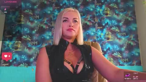 Mrs. Isabella online show from 09-13-25, 03:50