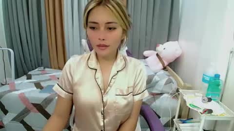 kendra online show from 03-12-26, 11:33