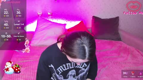 Elizabeth Flowers online show from 12-26-24, 03:59