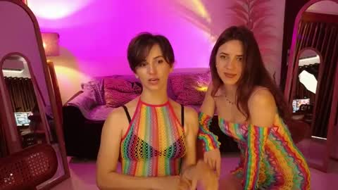   330 UTC2 girls   online show from 05-10-26, 03:01