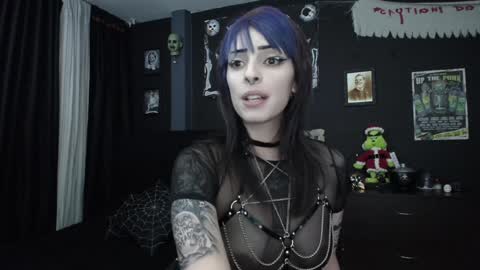 Mortem model independientfollow me on my telegram channel   online show from 01-04-25, 12:48