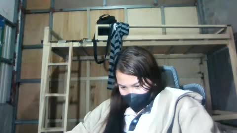Snapshot of goddess_nyle chatting on 06-12-26, 01:10 goddess_nyle online show from 06-12-26, 01:10