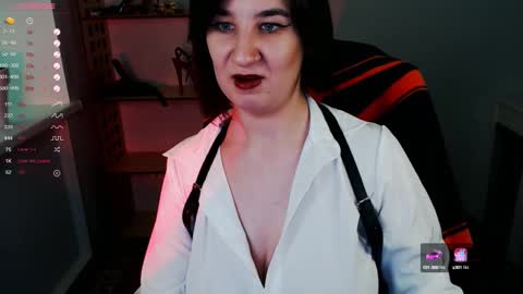 Snapshot of goddess_sophie99 chatting on 01-23-25, 05:56 Goddess Sophie99 online show from 01-23-25, 05:56