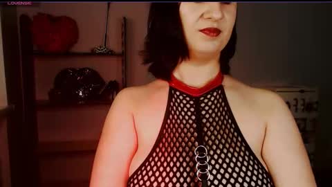 Snapshot of goddess_sophie99 chatting on 09-13-25, 07:41 Goddess Sophie99 online show from 09-13-25, 07:41