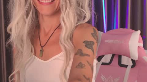 Katarina online show from 05-04-26, 10:44