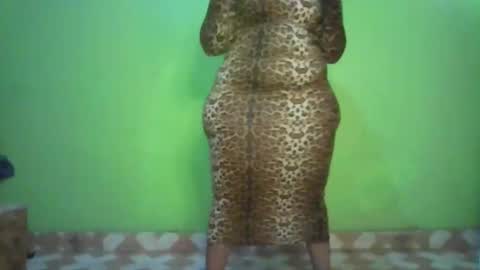 Snapshot of goddessebon chatting on 11-12-25, 10:26 shasha big online show from 11-12-25, 10:26