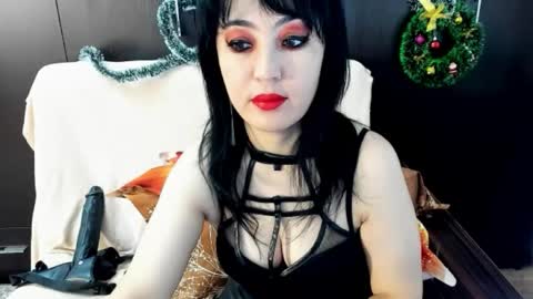 goddessemily_ online show from 12-21-25, 04:19