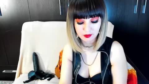 Snapshot of goddessemily_ chatting on 03-10-26, 04:50 goddessemily_ online show from 03-10-26, 04:50