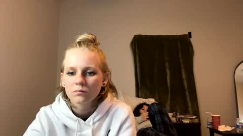 Snapshot of goddessfeyaa chatting on 12-15-24, 12:07 feyaa22 online show from 12-15-24, 12:07