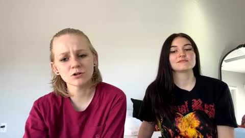 Snapshot of goddessfeyaa chatting on 01-04-25, 04:00 feyaa22 online show from 01-04-25, 04:00