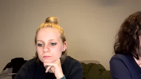 Snapshot of goddessfeyaa chatting on 01-11-25, 12:33 feyaa22 online show from 01-11-25, 12:33
