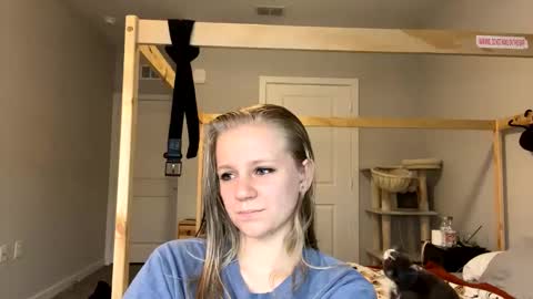 Snapshot of goddessfeyaa chatting on 01-18-25, 01:29 feyaa22 online show from 01-18-25, 01:29
