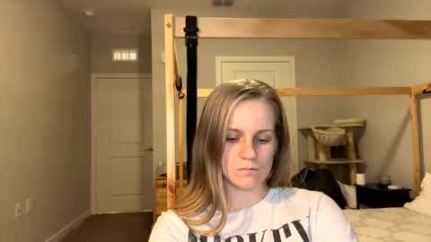 Snapshot of goddessfeyaa chatting on 02-18-25, 01:54 feyaa22 online show from 02-18-25, 01:54
