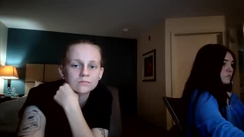 feyaa22 online show from 10-17-25, 12:47