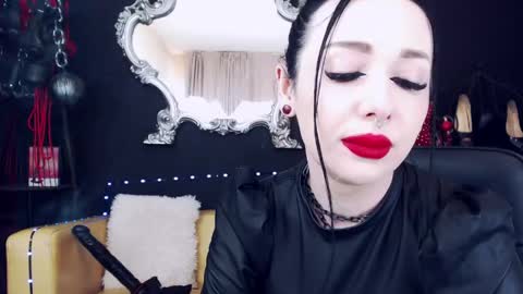Snapshot of goddessgeorgia chatting on 04-14-26, 03:29 Goddess Georgia online show from 04-14-26, 03:29