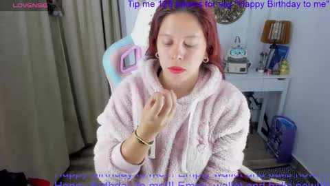 Snapshot of goddessjessica_roger chatting on 09-15-25, 04:45 Goddess Jessica and slave Roger online show from 09-15-25, 04:45