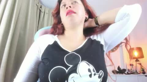 Snapshot of goddessjessica_roger chatting on 10-21-25, 05:19 Goddess Jessica and slave Roger online show from 10-21-25, 05:19