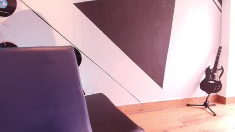 Julieta online show from 10-26-25, 06:14