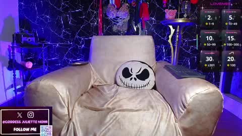 Snapshot of goddessjuliettenoiir chatting on 04-02-26, 11:30 Goddes Juliette Noiir online show from 04-02-26, 11:30