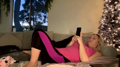 GoddessMayvn online show from 12-20-24, 12:52