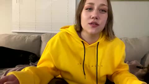 Snapshot of goddessmayvn chatting on 02-18-26, 05:47 GoddessMayvn online show from 02-18-26, 05:47