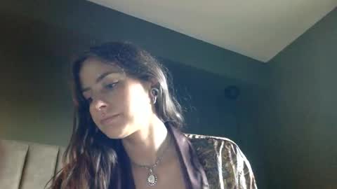 Snapshot of goddessmiamuse chatting on 09-13-25, 01:33 goddessmiamuse online show from 09-13-25, 01:33