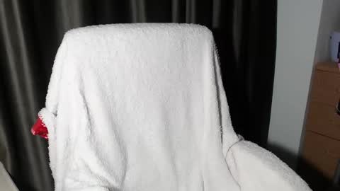 Snapshot of goddessmxx chatting on 01-21-25, 04:10 Mistress Mary online show from 01-21-25, 04:10