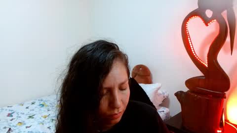  Naih Reyes online show from 12-23-24, 07:38