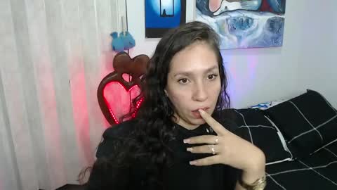  Naih Reyes online show from 05-28-26, 03:04