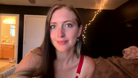 goddessquinncy online show from 06-19-26, 12:09