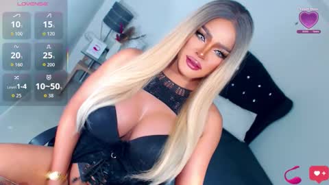 Snapshot of goddesss_hera chatting on 10-07-25, 04:59 Miss Anna online show from 10-07-25, 04:59