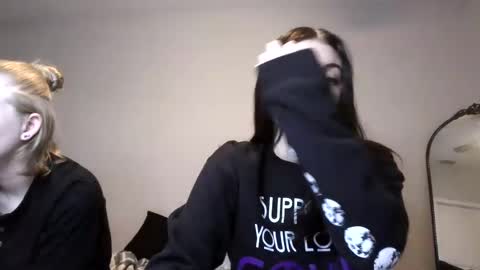 Goddess Raven online show from 01-06-25, 02:15
