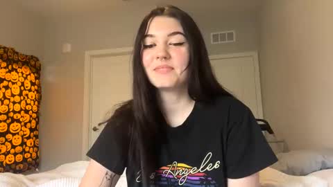 Goddess Raven online show from 01-22-25, 04:23