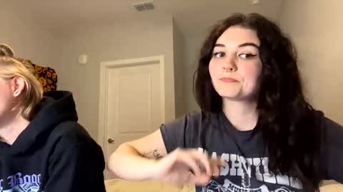 Goddess Raven online show from 01-28-25, 01:18