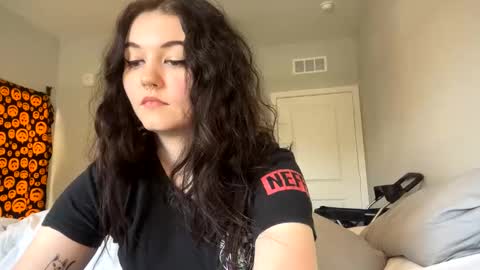 Goddess Raven online show from 02-06-25, 04:25