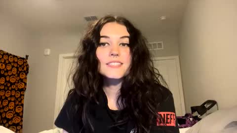 Goddess Raven online show from 02-07-25, 12:20