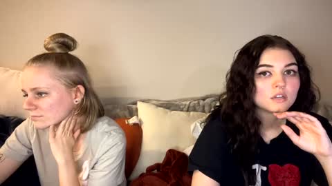 Goddess Raven online show from 02-09-25, 12:49