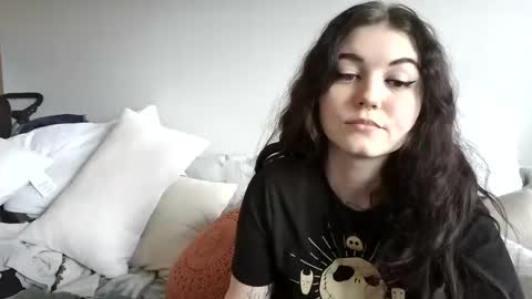 Goddess Raven online show from 02-16-25, 03:48