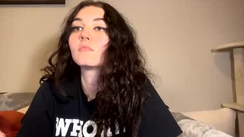 Goddess Raven online show from 03-06-25, 02:09