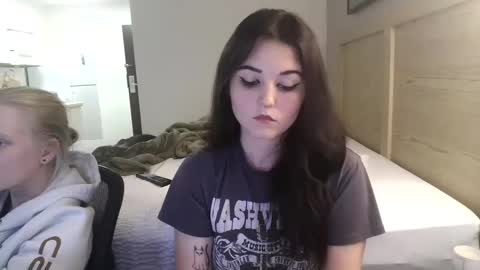 Goddess Raven online show from 09-14-25, 04:44